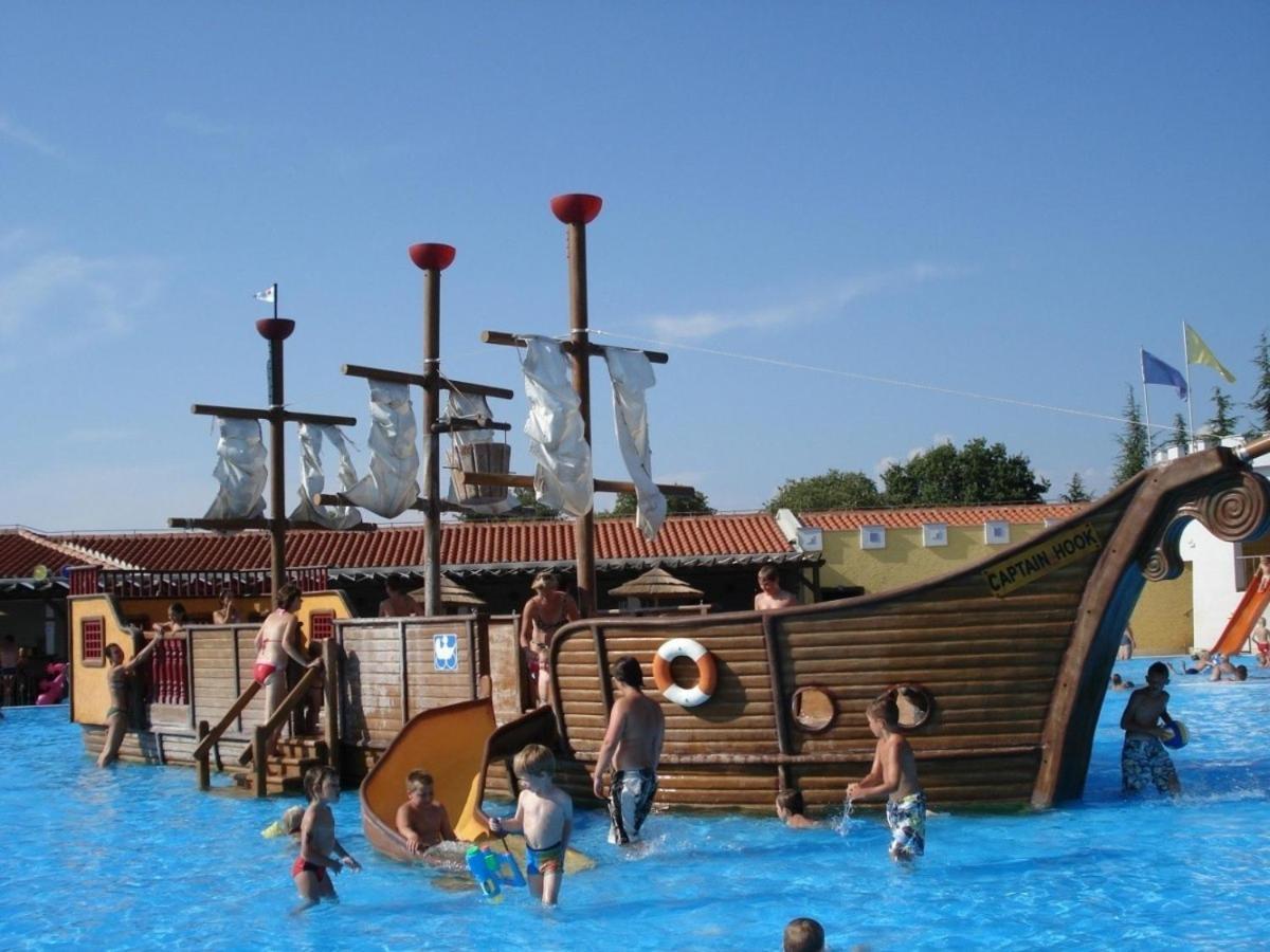 Adriamar Mobile Homes In Camping Park Umag Dış mekan fotoğraf