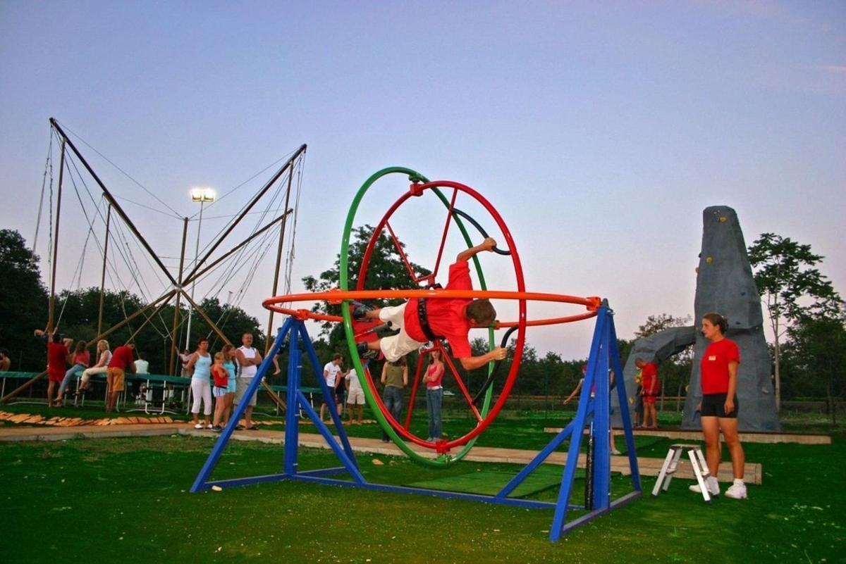 Adriamar Mobile Homes In Camping Park Umag Dış mekan fotoğraf
